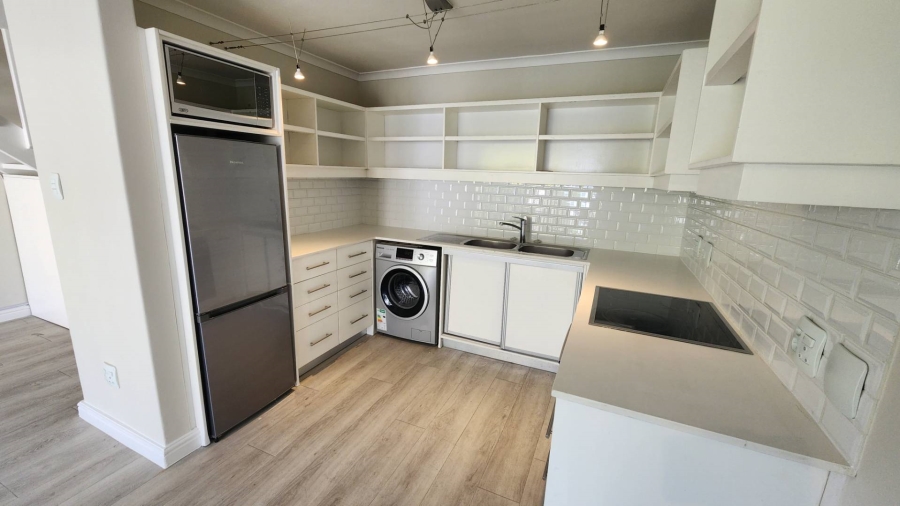 2 Bedroom Property for Sale in Gardens Western Cape